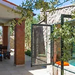 Valencan Tatil Evi *