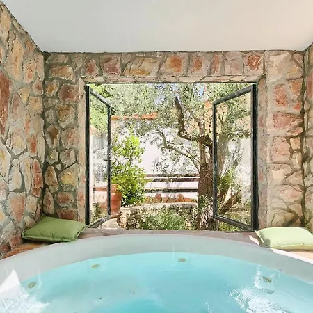 Valencan بيت للعطل روفينج