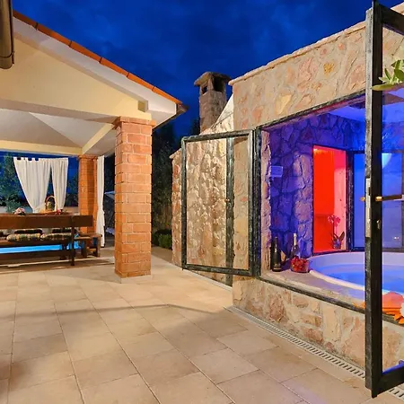 Valencan روفينج